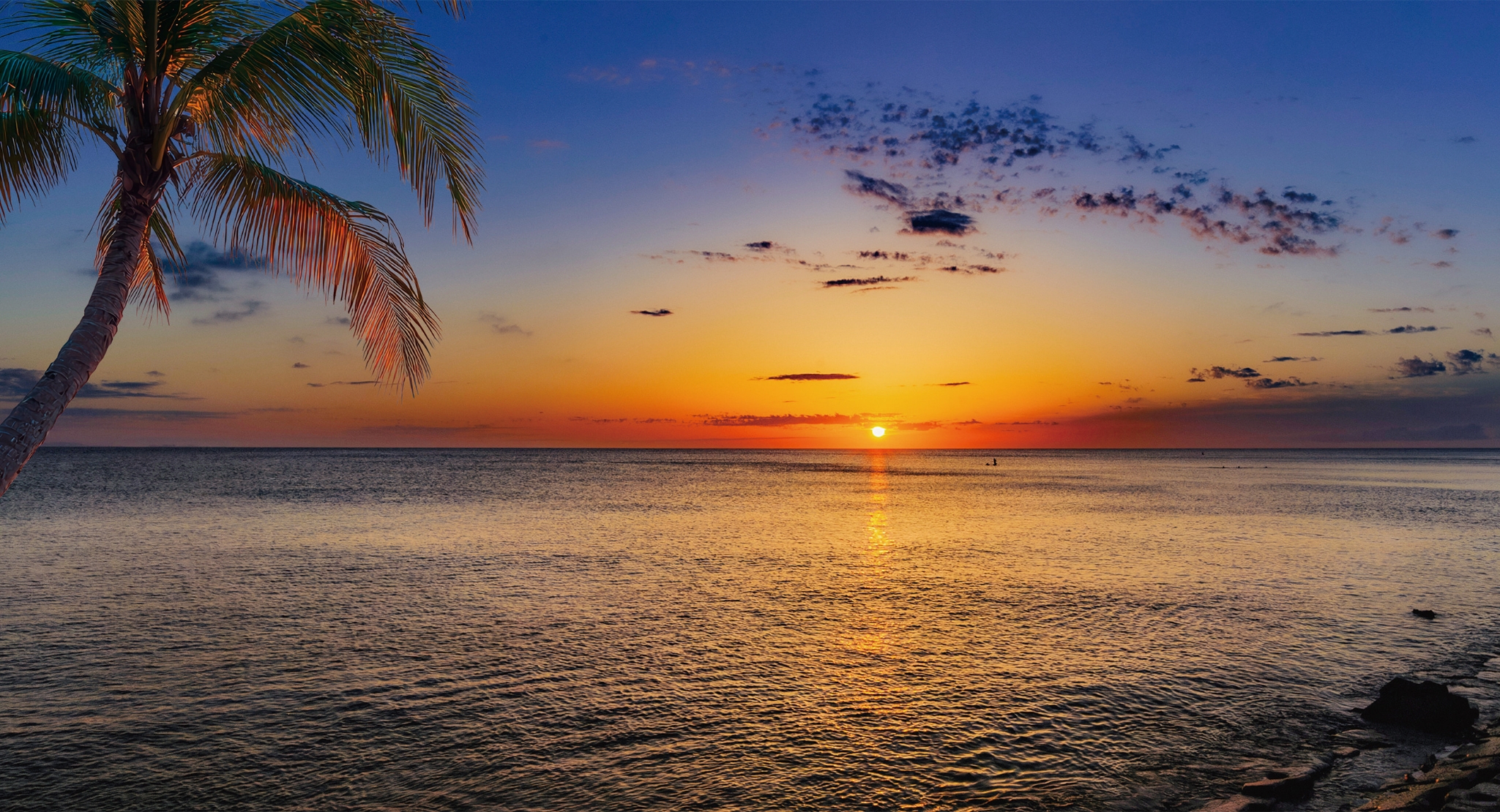 北谷町 宮城海岸からの夕陽